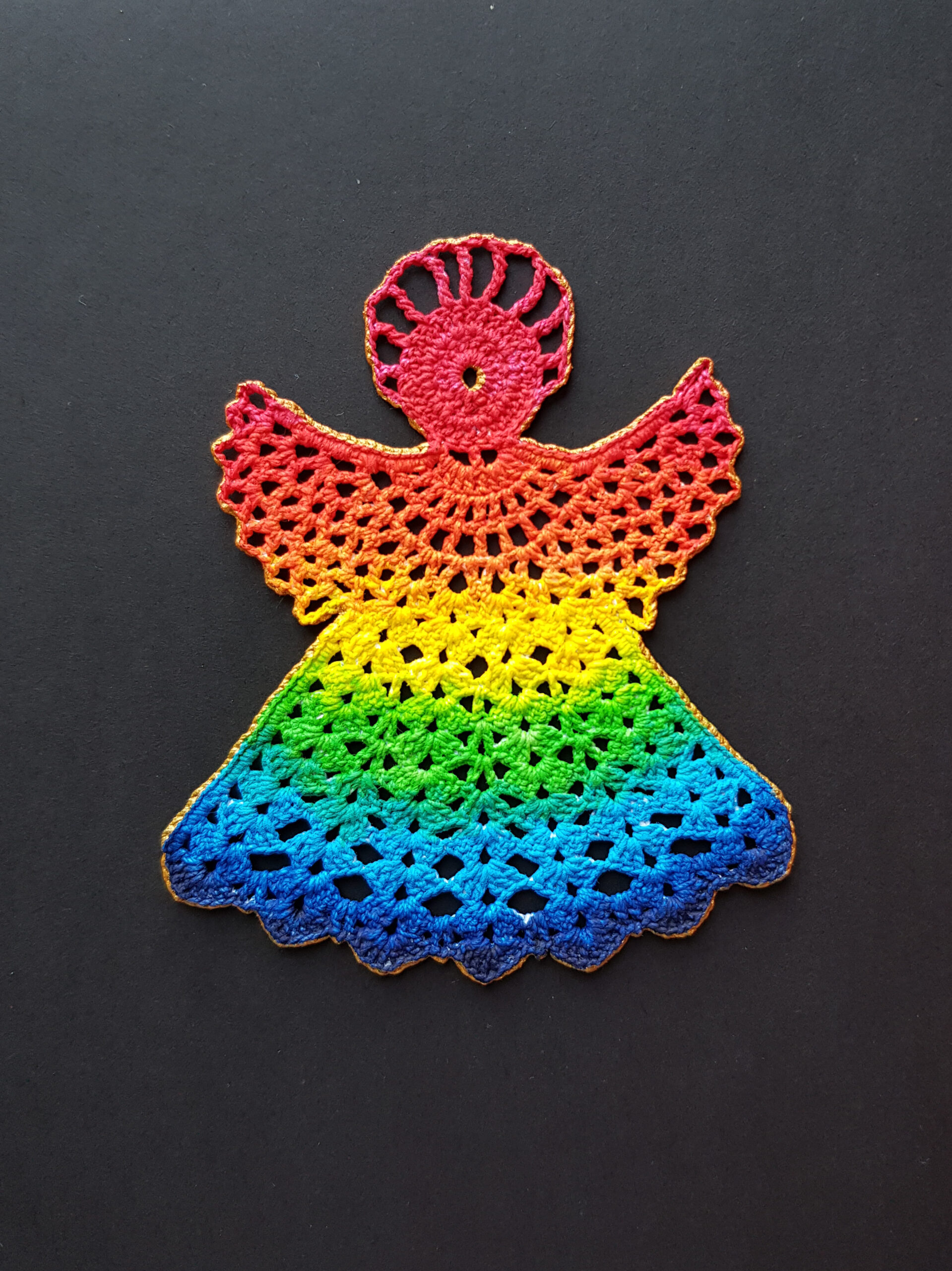 ange au crochet peint arc en ciel ange au crochet peint arc en ciel