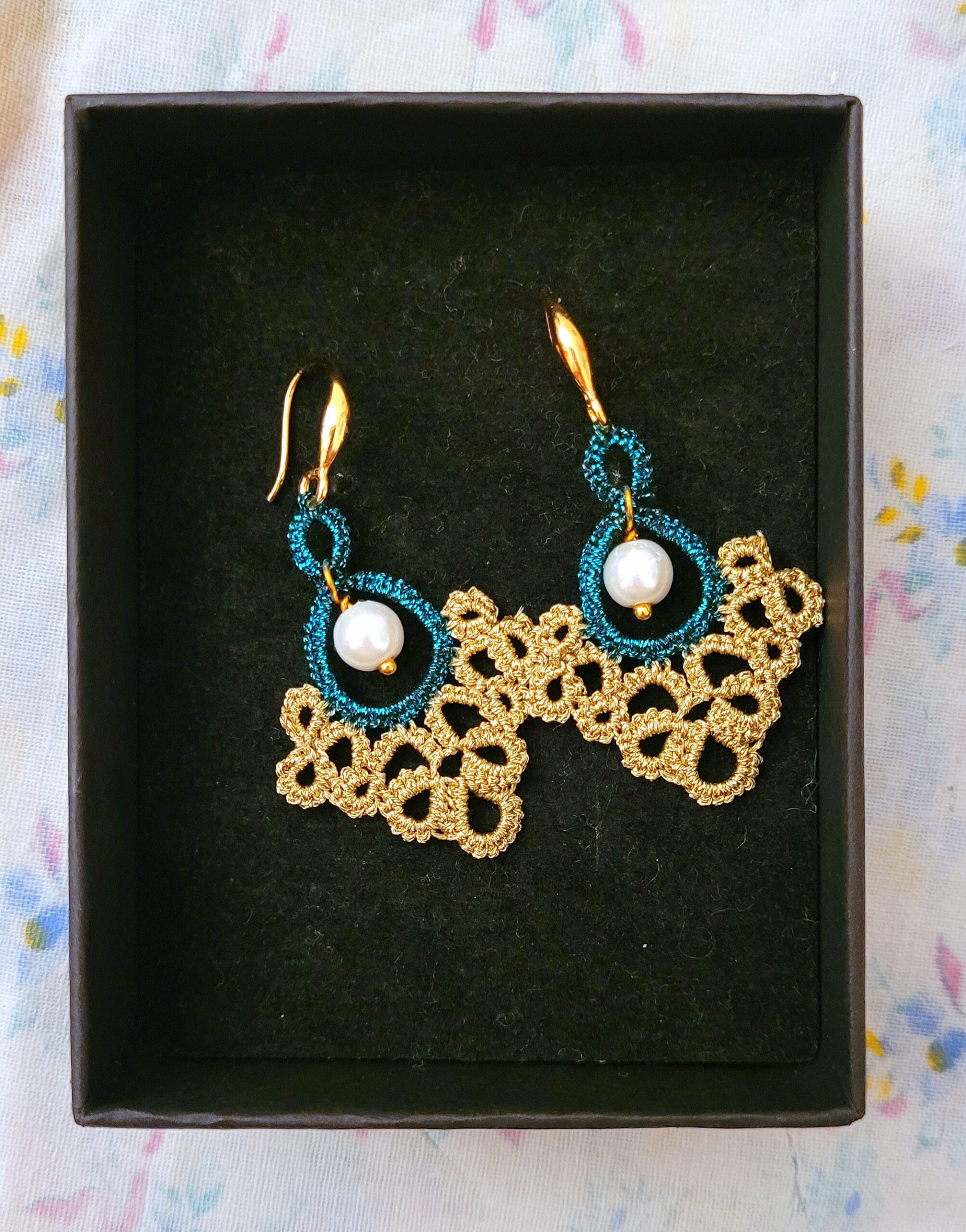 boucles d'oreilles en dentelles boucles d'oreilles en dentelles