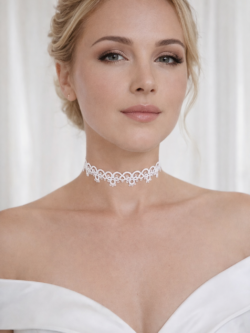 ras de cou en frivolité