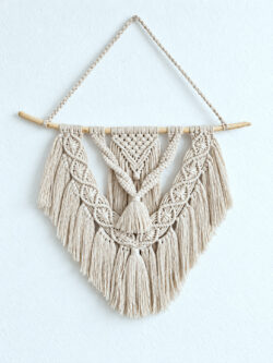 macrame suspension murale beige 1